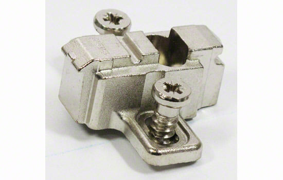 B175L8190 - 9mm Mounted Euro Screw Wing Baseplate for Cliptop Hinges