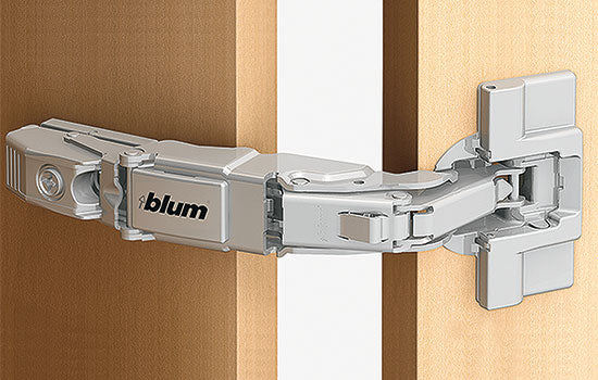 B71T7550 - 155 Degree Self-Closing Screw-on Overlay Zero Protrusion Hinge