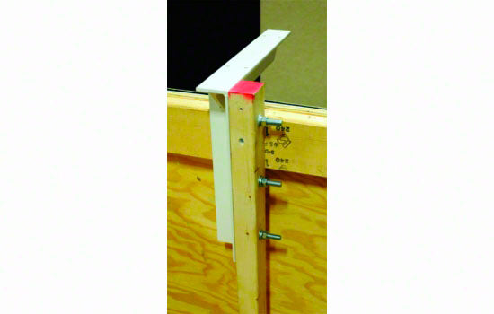 C18WHI - 18" White Concealed Shelf Bracket
