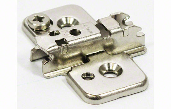 B173H7130 - 3mm Screw-on Cam Adjustable Wing Baseplate for Cliptop Hinges