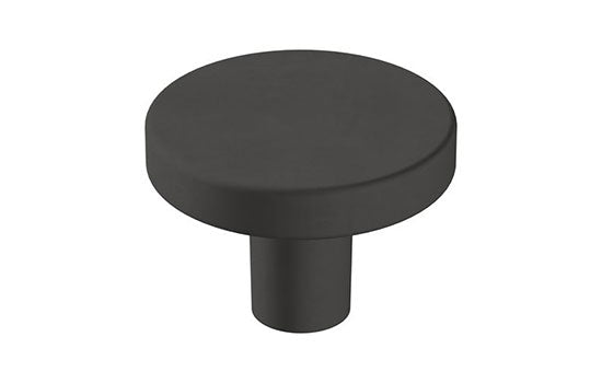 BP36904FB - 1-3/8" Diameter Flat Black Versa Collection Knob