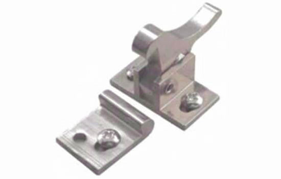EP1018N - Single Strike Nickel Elbow Catch