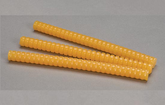 MM3747Q - 5/8" x 8" Tan Glue Sticks - 11 lbs