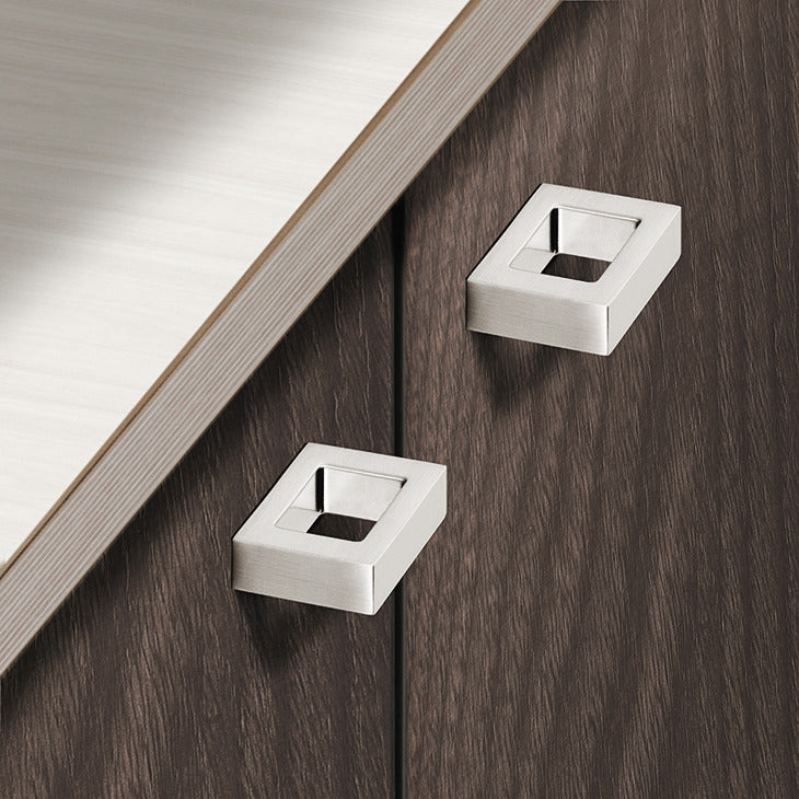 Handle, Zinc