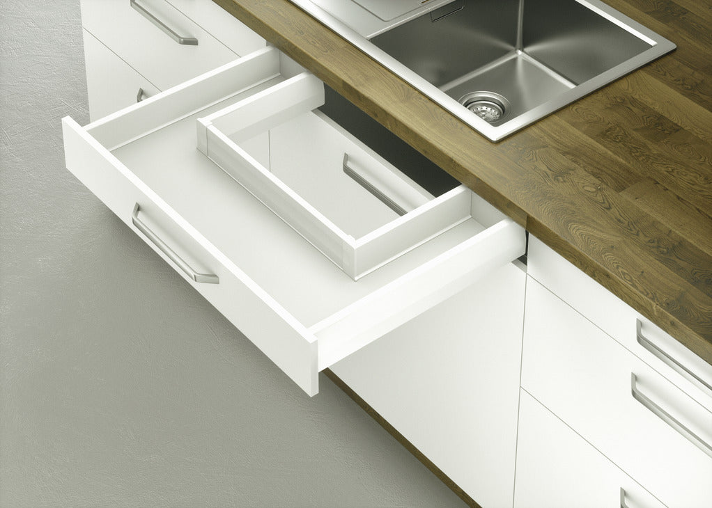 Drawer side runner system, HÃ¤fele Matrix Box P50, drawer side height (3 5/8") 92 mm, load bearing capacity (110 lbs) 50 kg