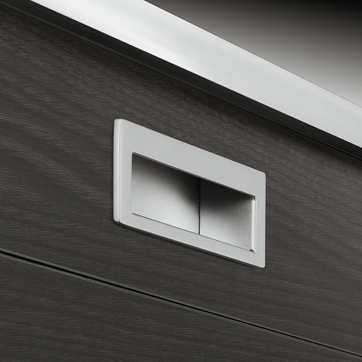 Handle, Zinc